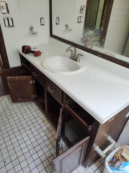 bathroom vanity remodel